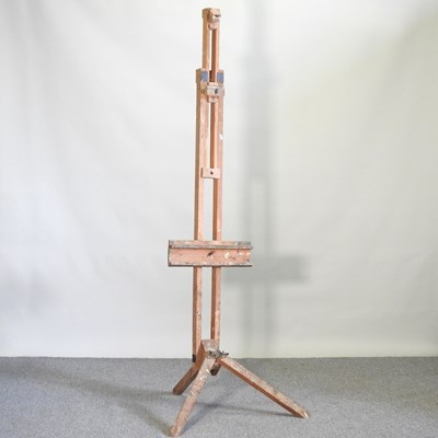 Lot 831 - A wooden artist's easel, 203cm high