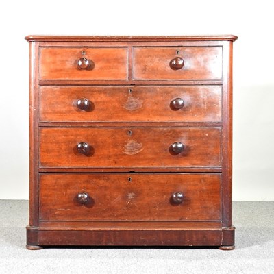 Lot 573 - A Victorian mahogany chest of drawers