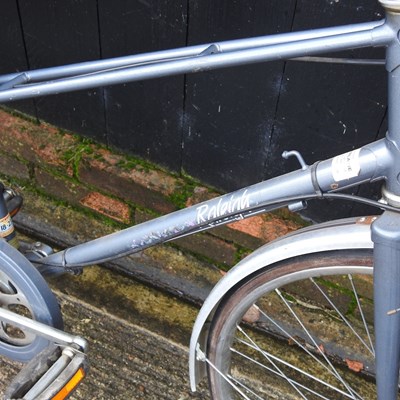 Lot 554 - A vintage Raleigh ladies bicycle