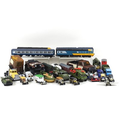 Lot 496 - A collection of diecast toy model vehicles and...