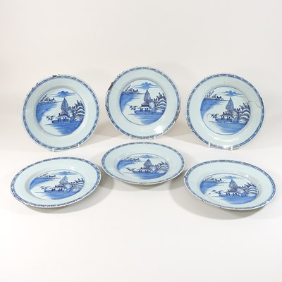 Lot 268 - A set of six 18th century Delft blue and white plates