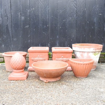 Lot 536 - A collection of garden pots, largest 43cm...