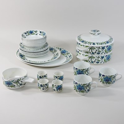Lot 239 - A Wedgwood Florentine pattern part tea and dinner service