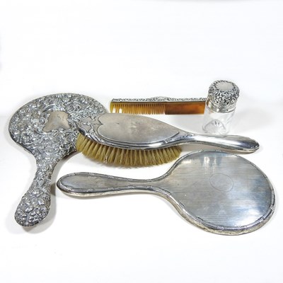 Lot 413 - An early 20th century silver hand mirror,...