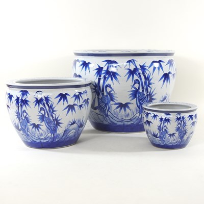 Lot 489 - A graduated set of three modern Chinese blue...
