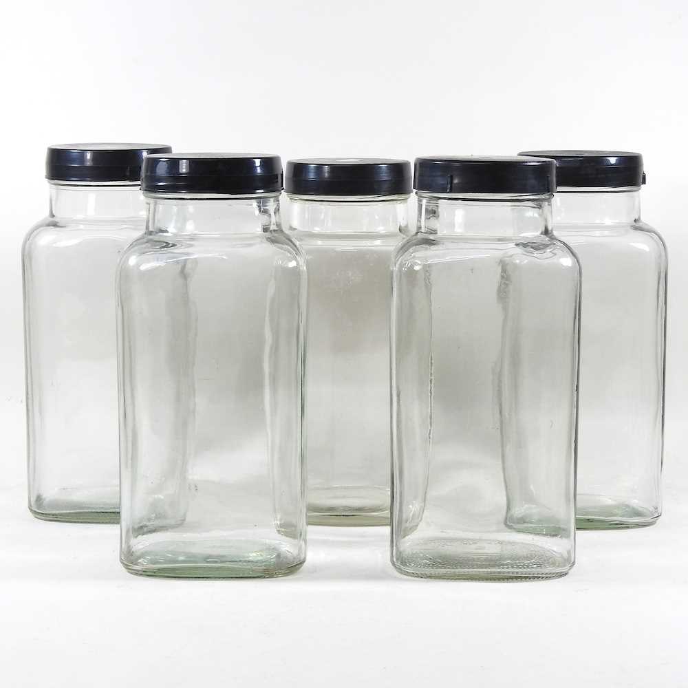 Lot 518 - A collection of five vintage glass sweet