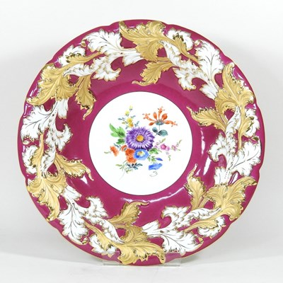 Lot 369 - A Meissen porcelain dish, mid 20th century,...