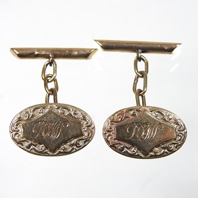 Lot 159 - A pair of 9 carat gold cufflinks, of oval...