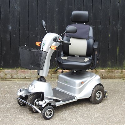 Lot 322 - A Quingo Plus electric mobility scooter