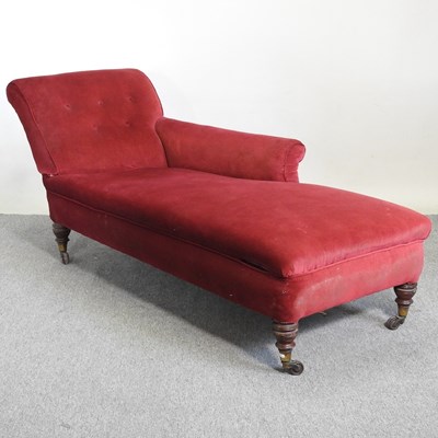 Lot 468 - A late Victorian red upholstered chaise longue,...