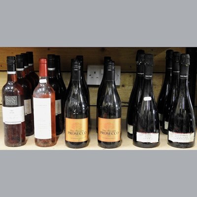 Lot 135 - A collection of rose and sparkling wine, to...