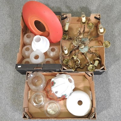 Lot 119 - A collection of glass light shades and lighting