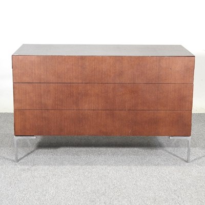 Lot 199 - A BB Italia style chest of drawers