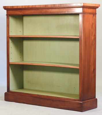 Lot 338 - A mahogany and crossbanded dwarf open bookcase