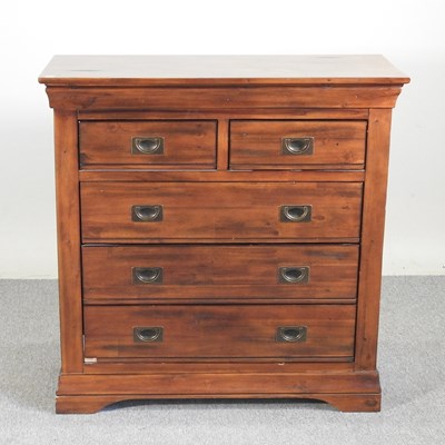 Lot 184 - A modern hardwood chest of drawers