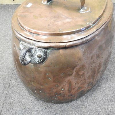 Lot 536 - A 19th century copper cauldron, 53cm wide,...