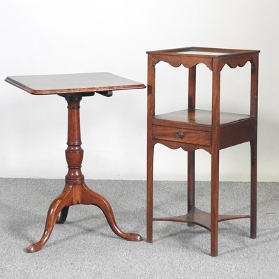 Lot 293 - A George III mahogany tilt top occasional...