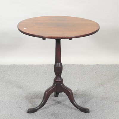 Lot 430 - An antique oak occasional table