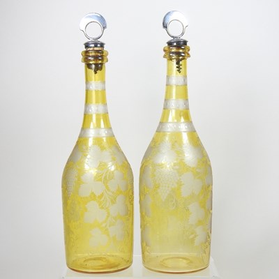 Lot 40 - A pair of 19th century yellow overlaid glass...