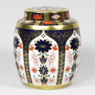 Lot 124 - A Royal Crown Derby Old Imari ginger jar and...