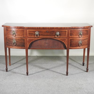 Lot 383 - A 19th century mahogany and crossbanded...