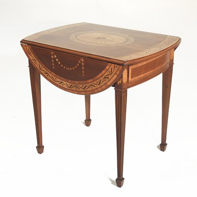 Lot 378 - A good quality Sheraton style marquetry pembroke table