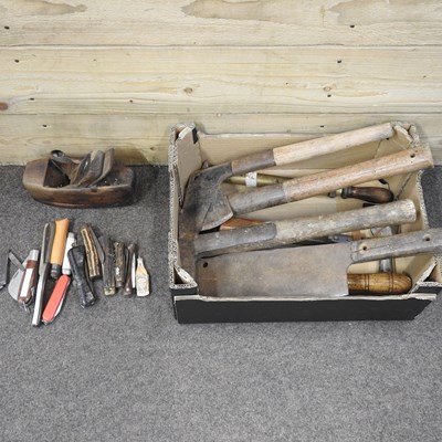 Lot 312 - A collection of vintage hand tools, together...