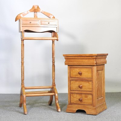 Lot 317 - A hardwood valet stand, 126cm high, together...