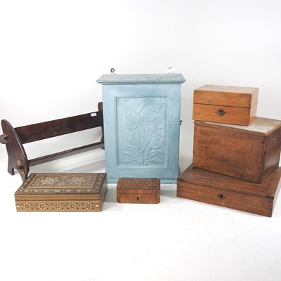 Lot 463 - An early 20th century Indian sadelli work box,...