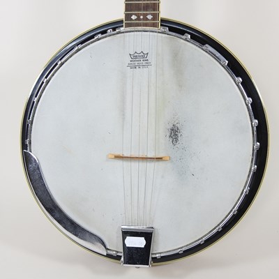 Lot 589 - An Oscar Schmidt banjo, 98cm long