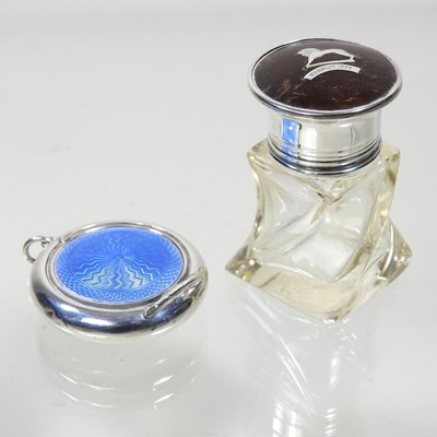 Lot 57 - An early 20th century silver and blue...