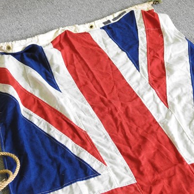 Lot 164 - A vintage union jack flag, 175 x 85cm