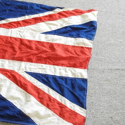 Lot 164 - A vintage union jack flag, 175 x 85cm