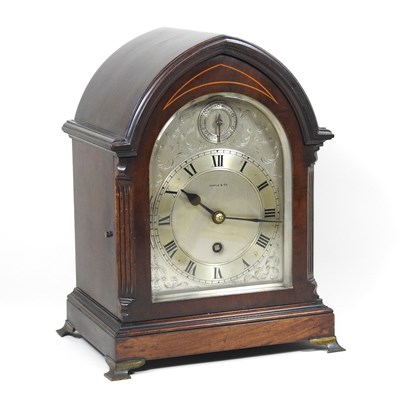 Lot 376 - An early 20th century bracket clock, by Maple...