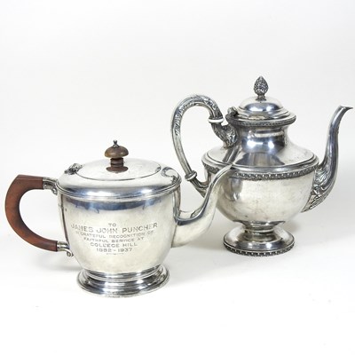 Lot 59 - An Art Deco silver teapot, of circular shape,...