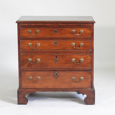 Lot 273 - A 19th century mahogany and crossbanded...