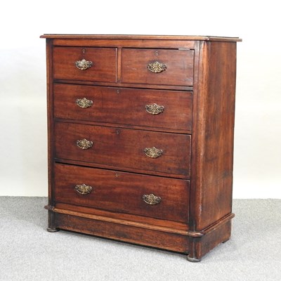 Lot 581 - A Victorian mahogany chest