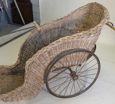 Lot 502 - A Victorian bath chair