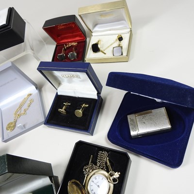 Lot 176 - A 9 carat gold tie pin, with engine turned...