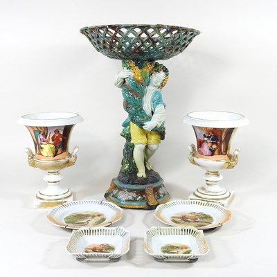 Lot 295 - A pair of 19th century Paris porcelain vases,...