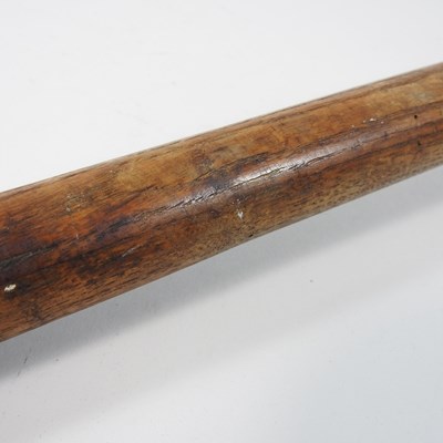 Lot 120 - An early 20th century thatcher's tool