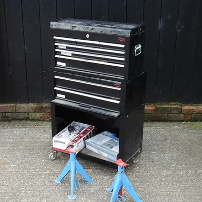 Lot 187 - A metal tool chest, 60cm wide, containing...