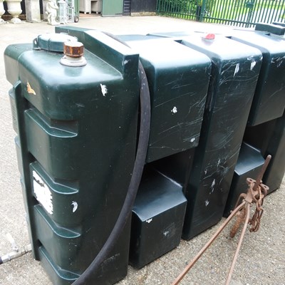 Lot 547 - A large poly oil tank, 200cm wide