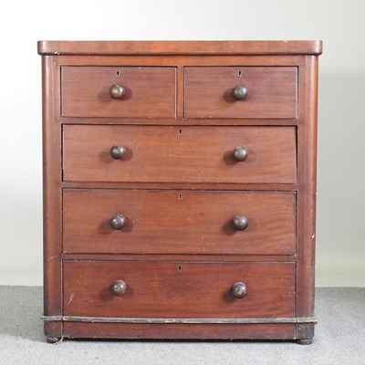 Lot 193 - A mahogany chest of drawers