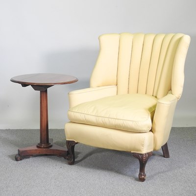 Lot 165 - A Georgian style yellow upholstered barrel...