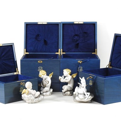 Lot 35 - Four Lladro The Legend Collection limited...