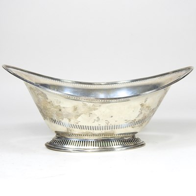 Lot 78 - An early 20th century silver pedestal dish, of...