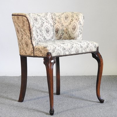 Lot 527 - An early 20th century upholstered music chair,...