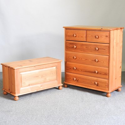 Lot 401 - A modern pine chest of drawers, 84cm wide,...