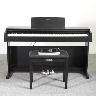 Lot 21 - A Yamaha Arius YDP-1432 electric piano, in an...